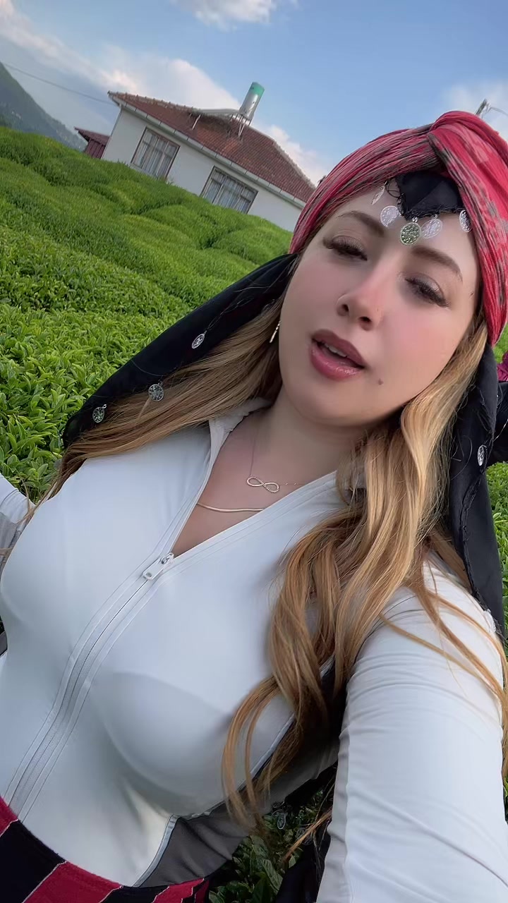 @evin_demir__