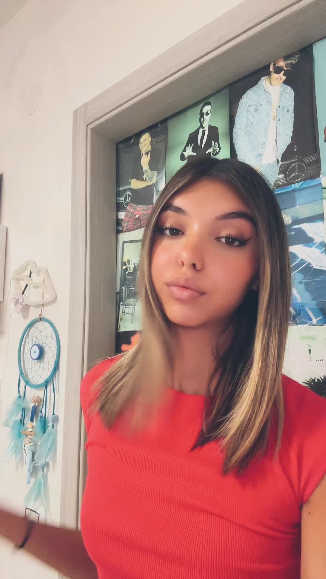 @melyyyy