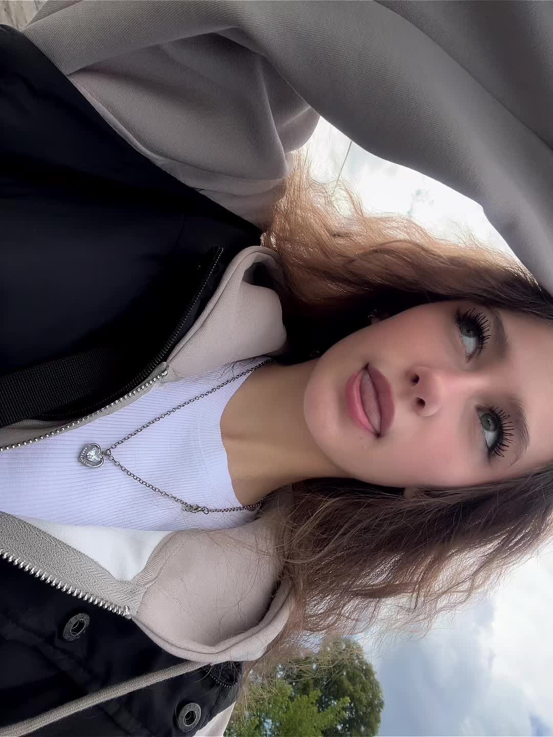 @Машка🎀