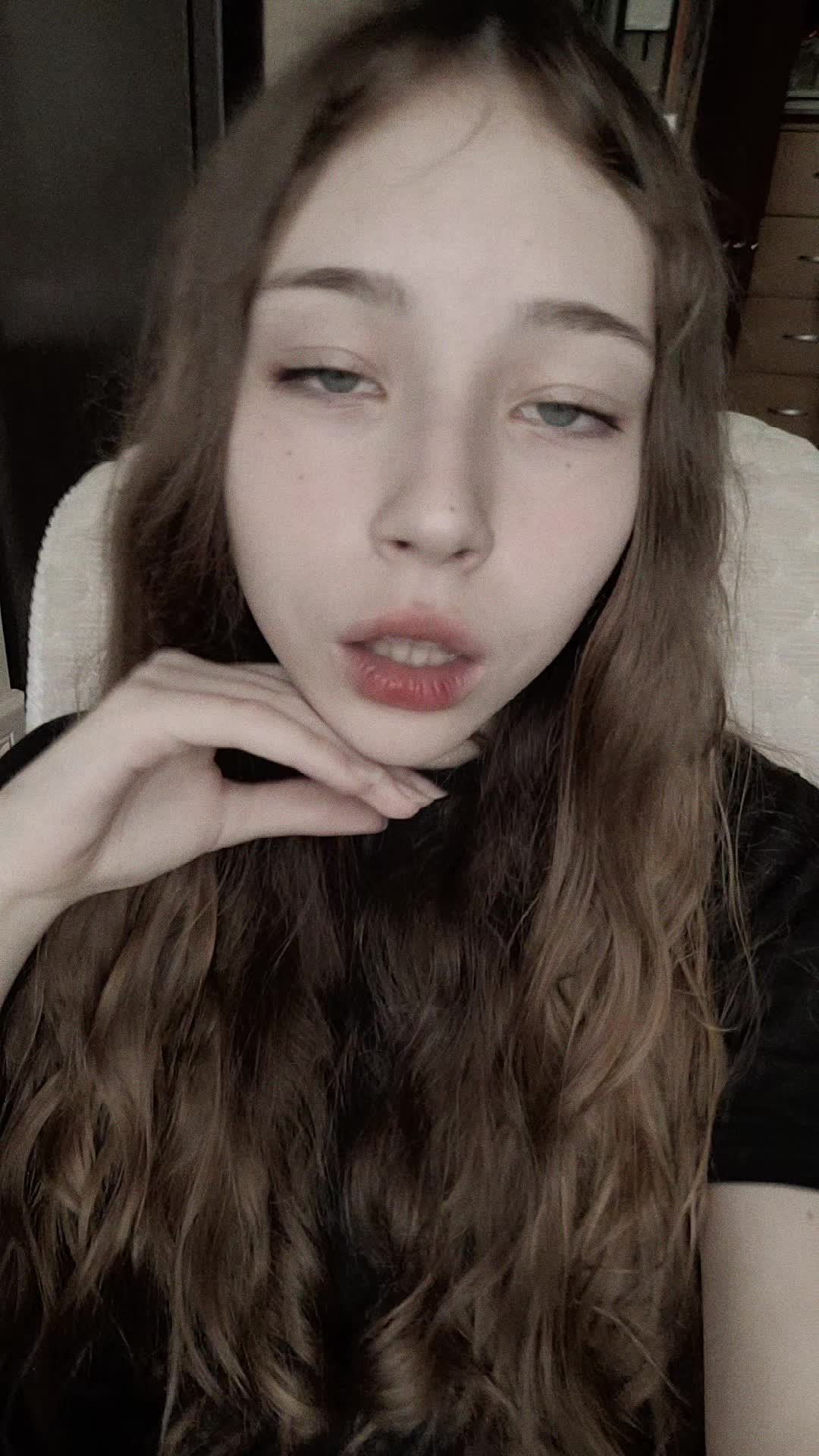 @krissweq