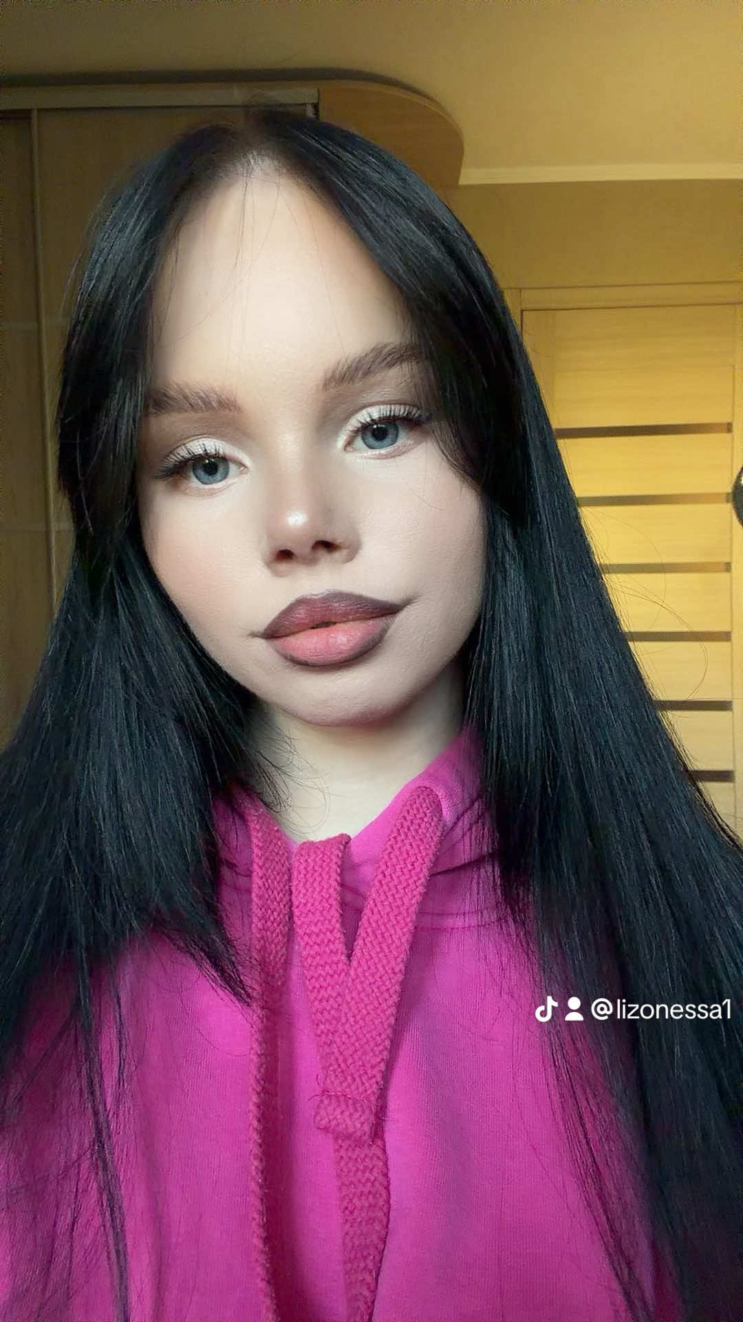 @lizonessa