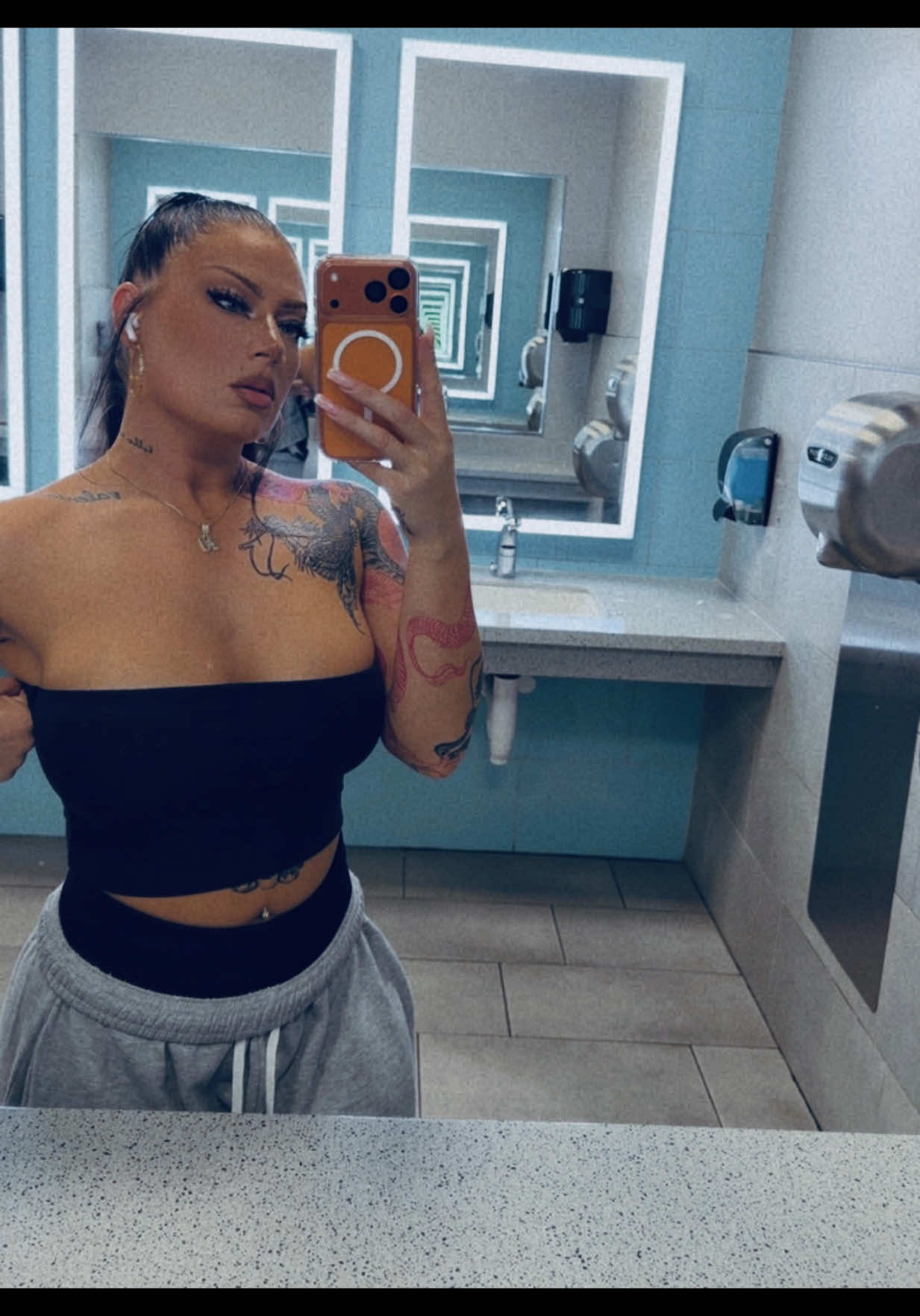 @Gymbae