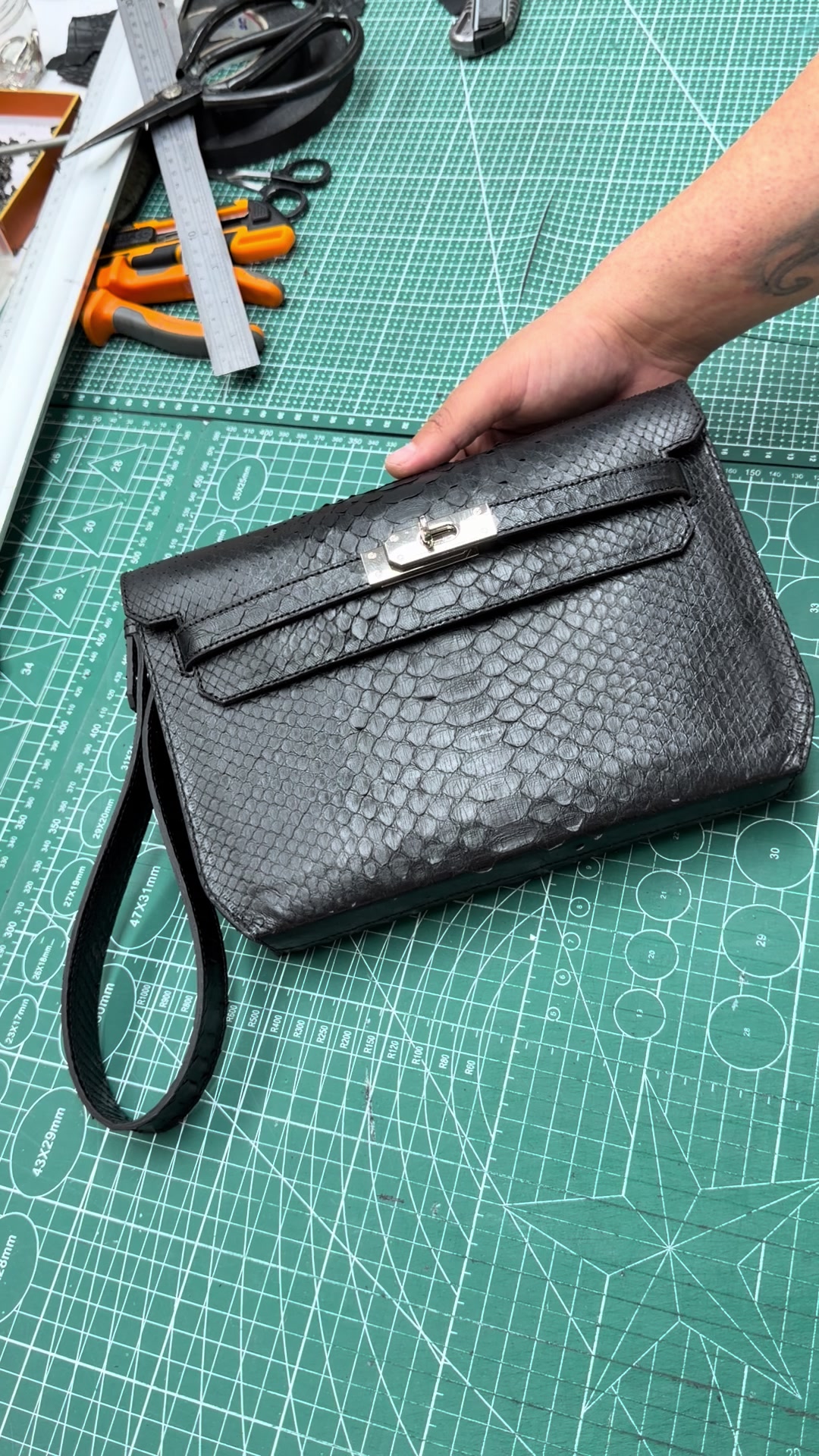 @GM Premium Leather