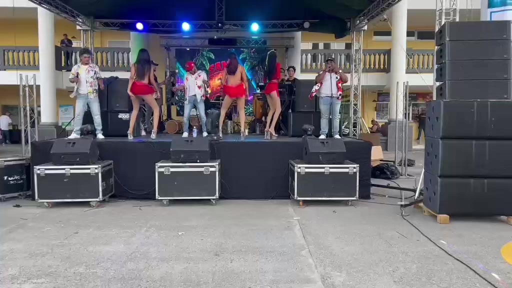 @Samantha Martinez 🦩