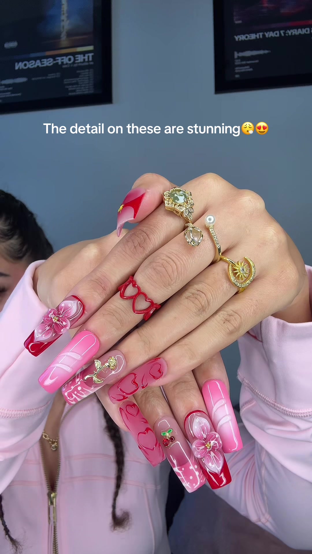 @Ayla