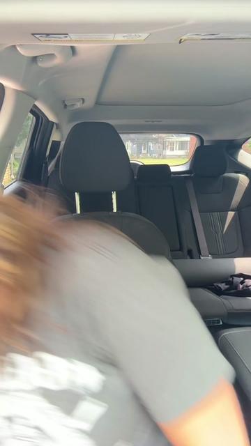 @justbeinglindsay