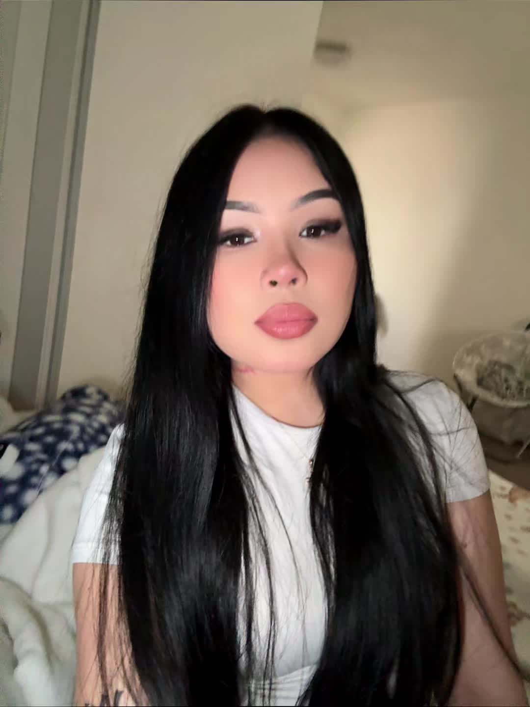 @ivonnee