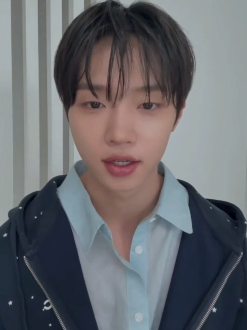 @아직도원잇🦋StillOneIt💙💚💛