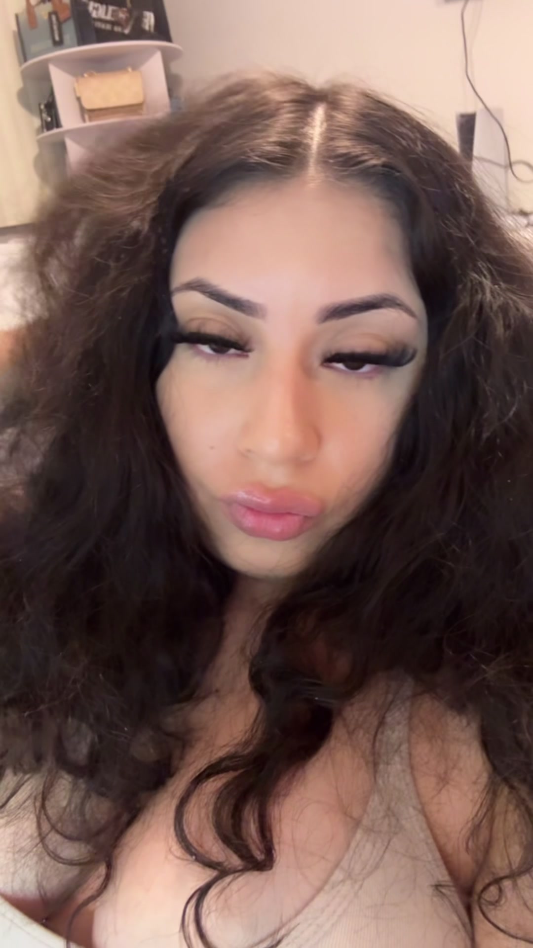 @k1ngmeli