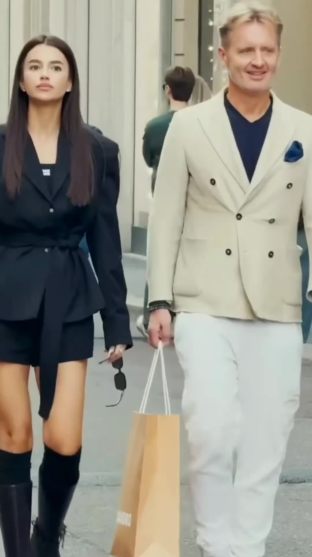 @World_fashion_channel