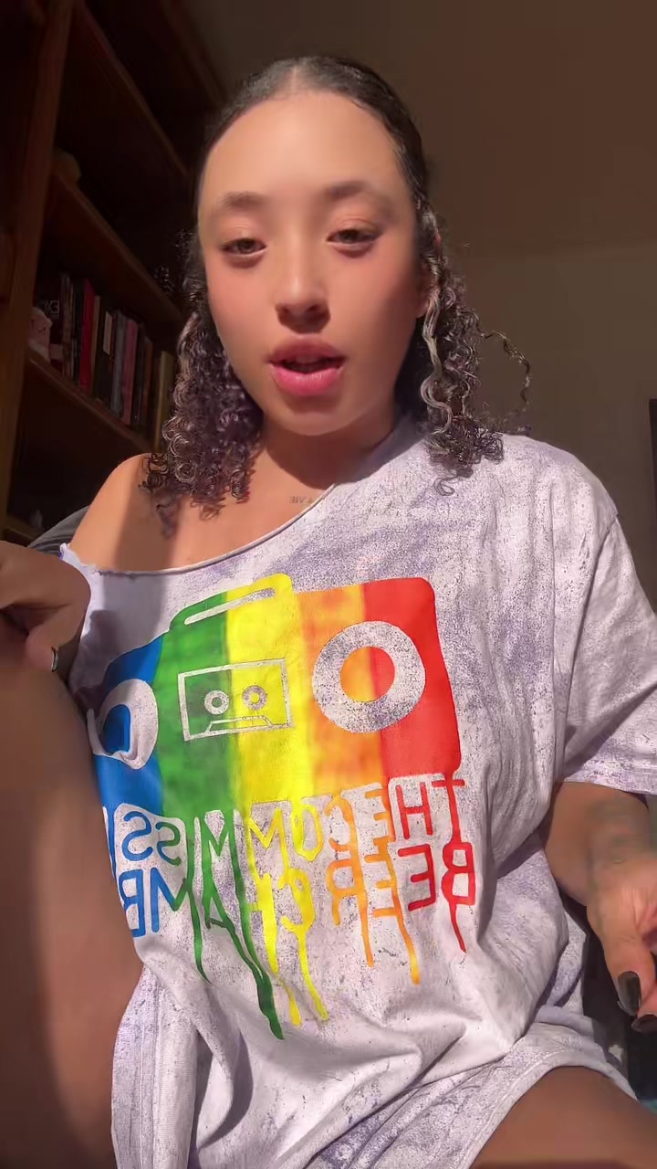 @itsjessihaze