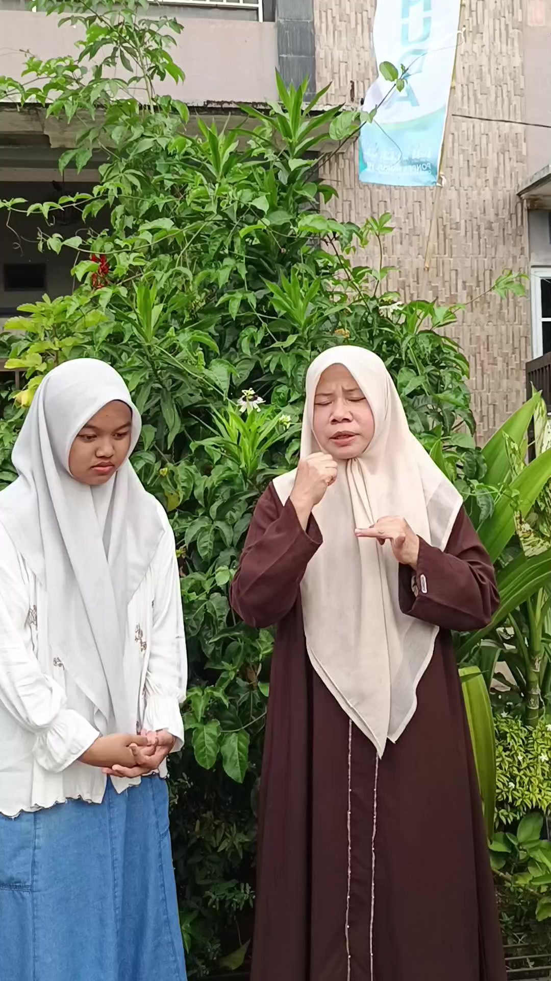 @Teh Hajah Yaspin