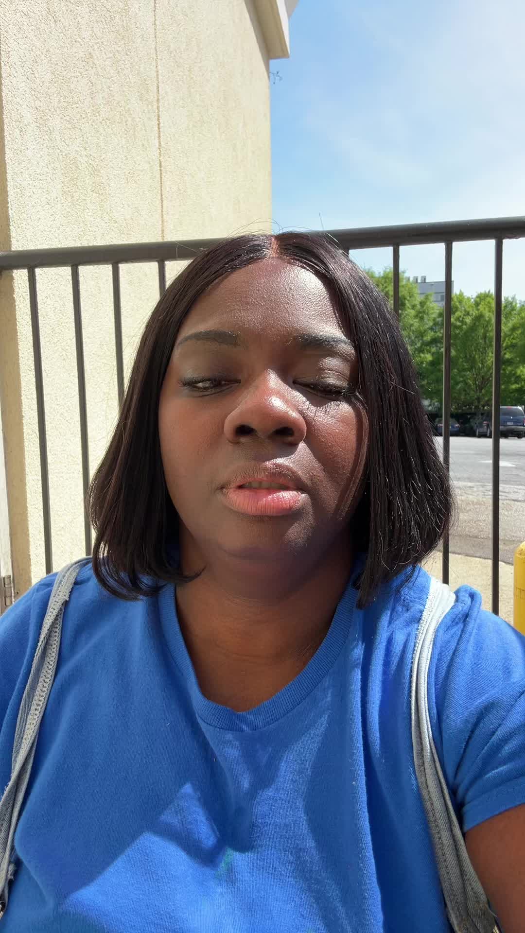 @Tayiasimone