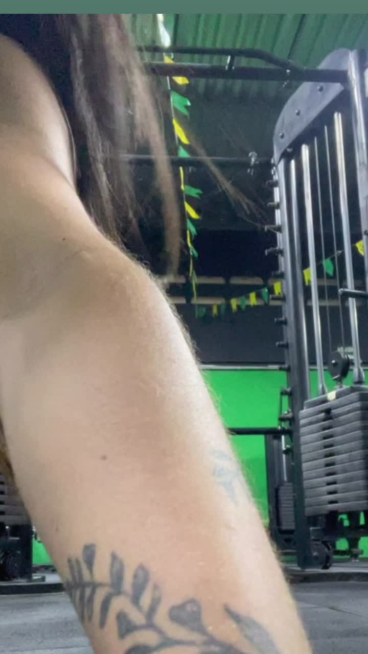 @Flávia