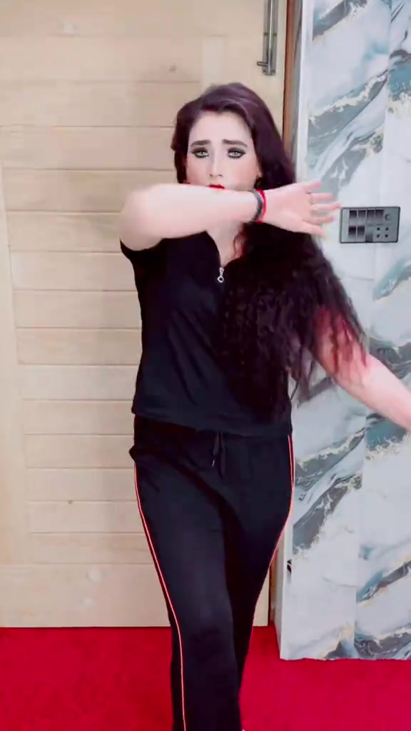 @RimshaKhanofficial