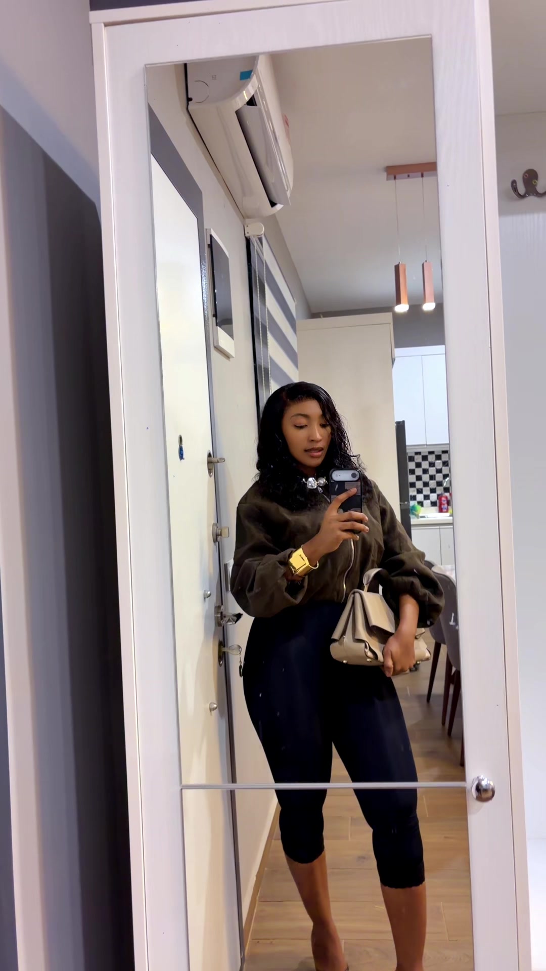 @Faïza djageleya