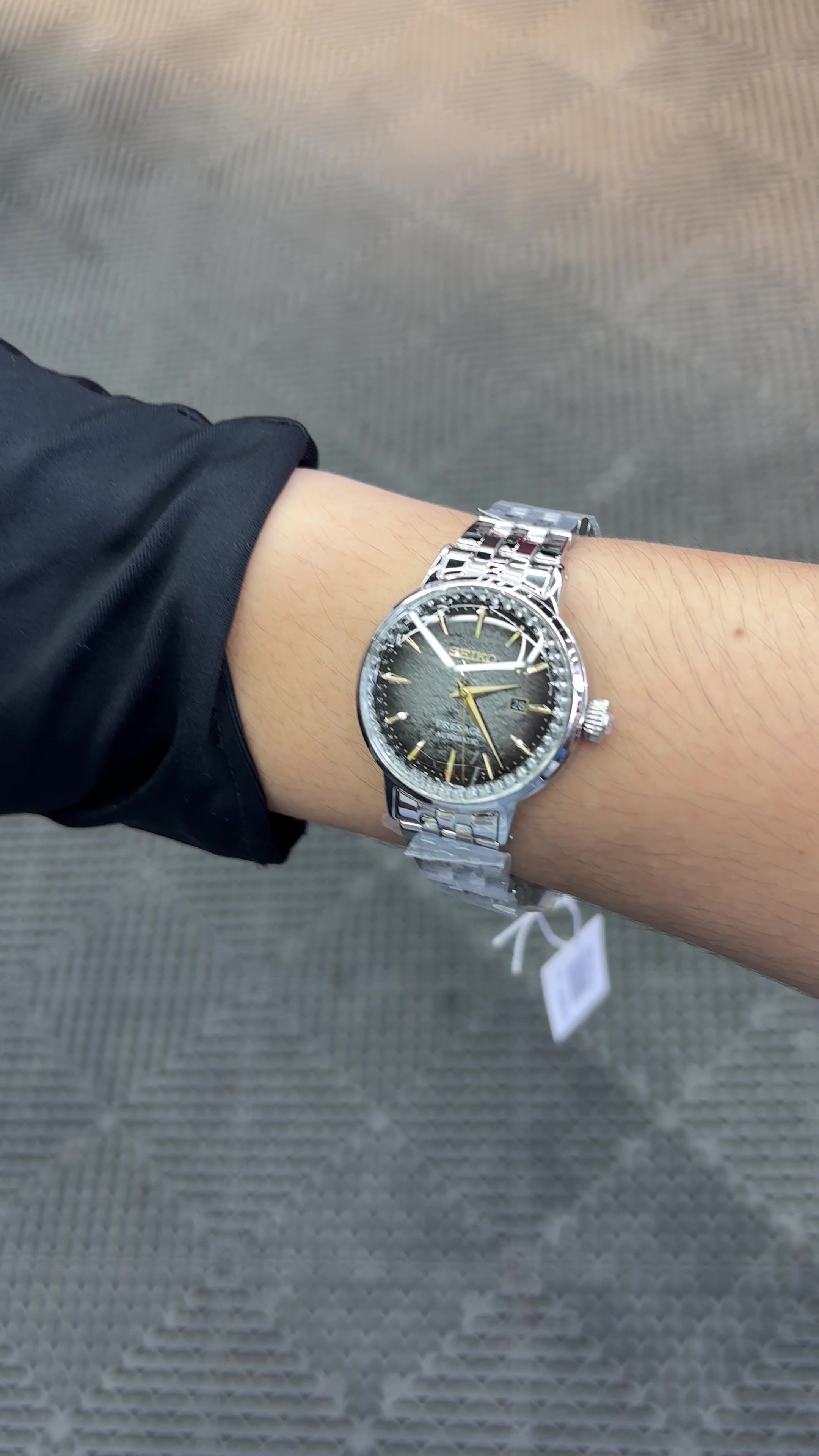 @Yonzon Timepieces
