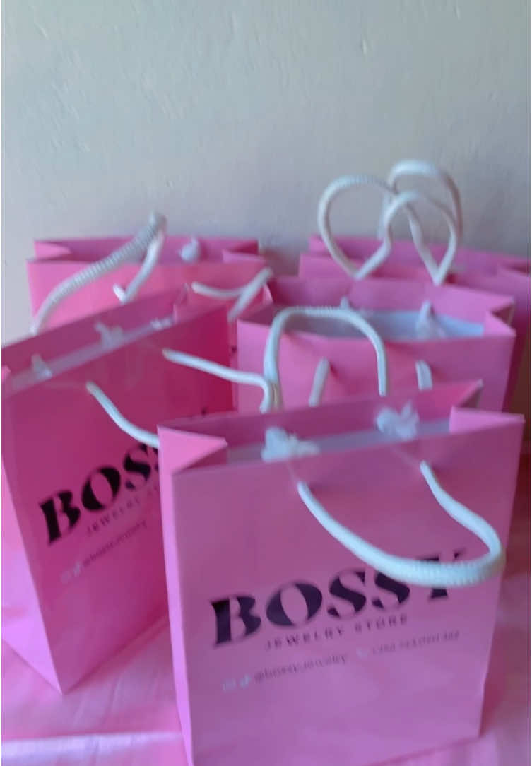 @BOSSY JEWELRY.ug
