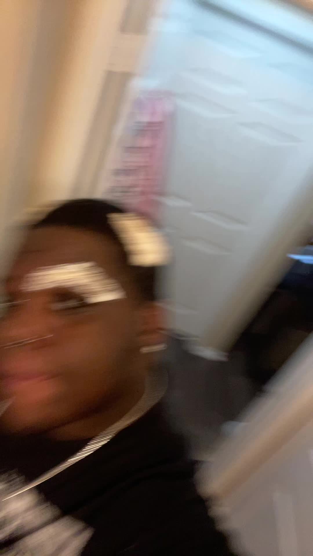 @ant 🦇🖤