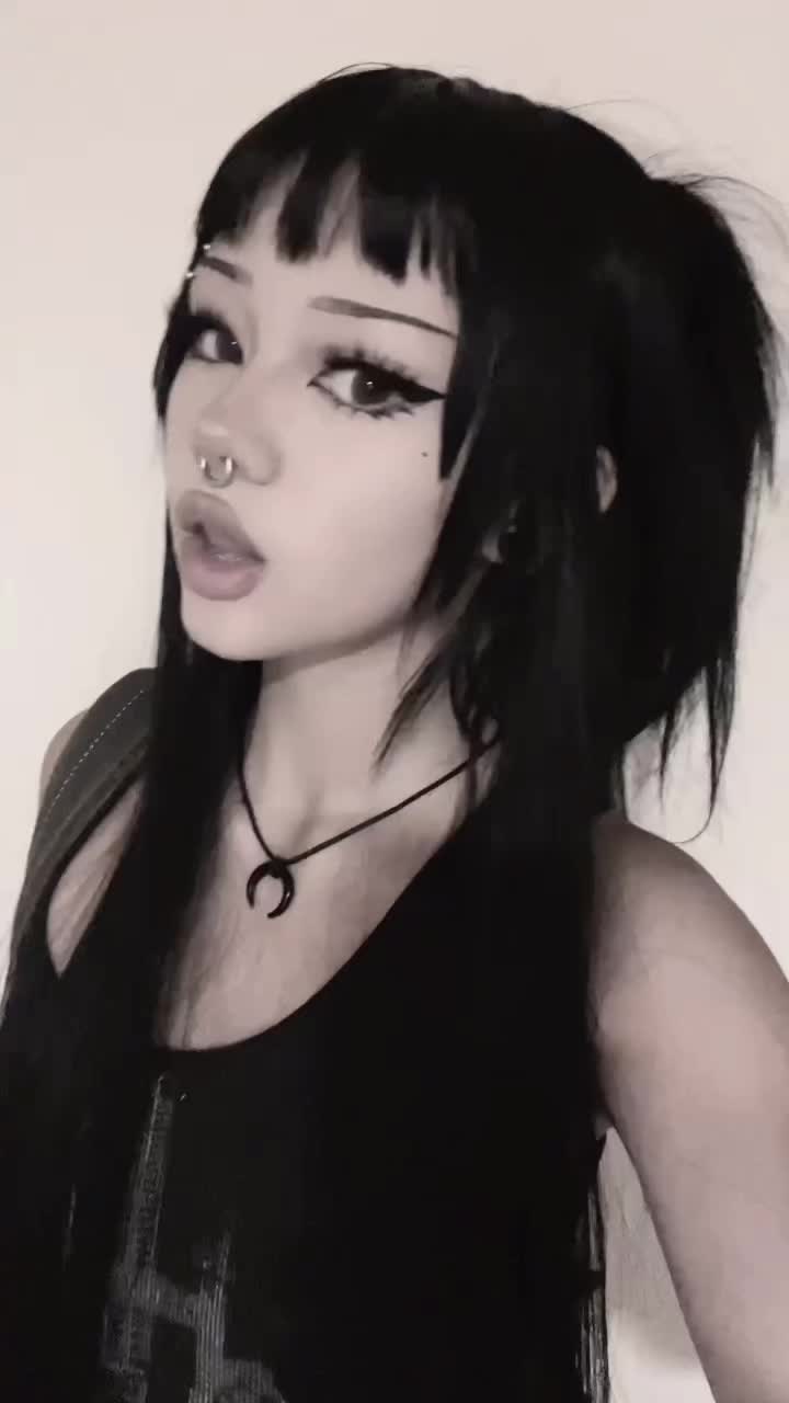 @Giggleshitter2000