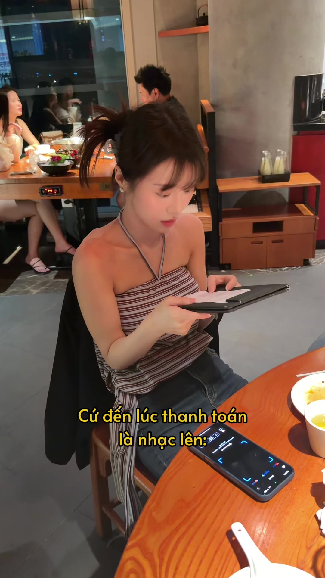 @Ngô Lan Hương