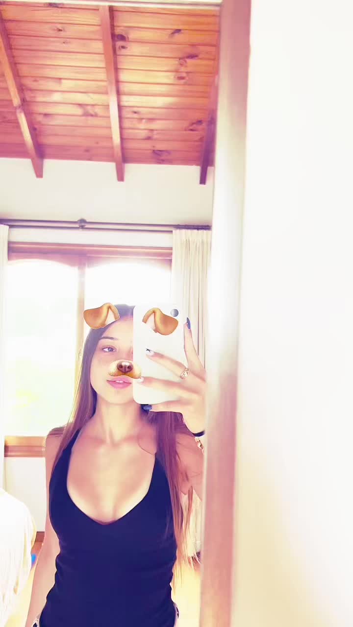 @candeee
