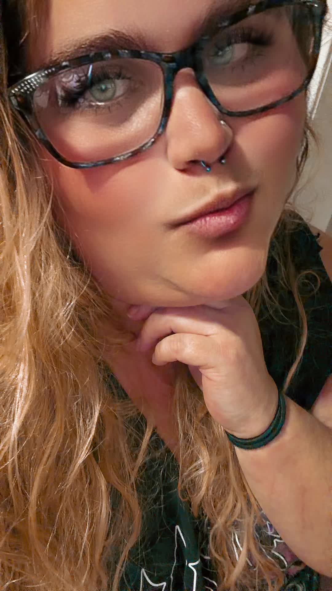 @Devil_angel_08