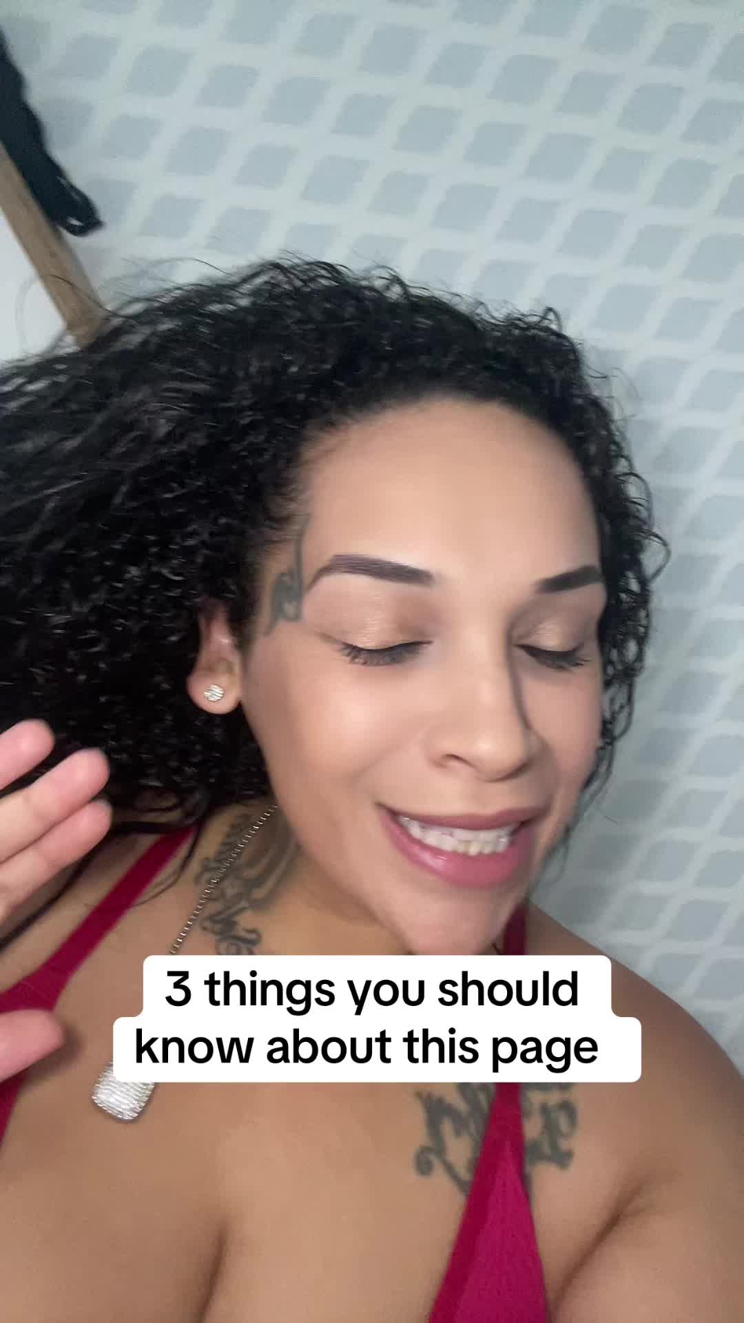 @iAmKrissLaine