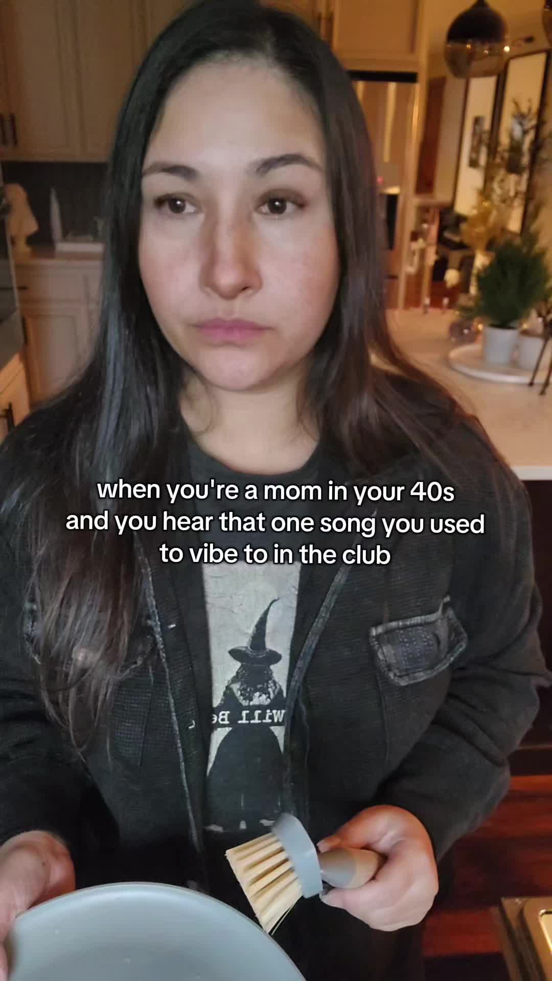 @mommycusses