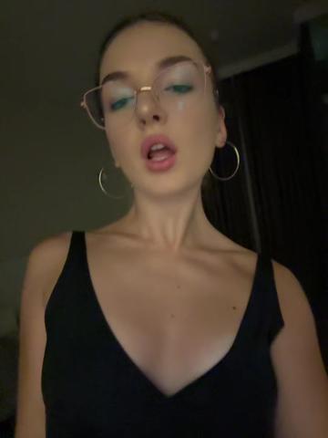 @karrinkinss