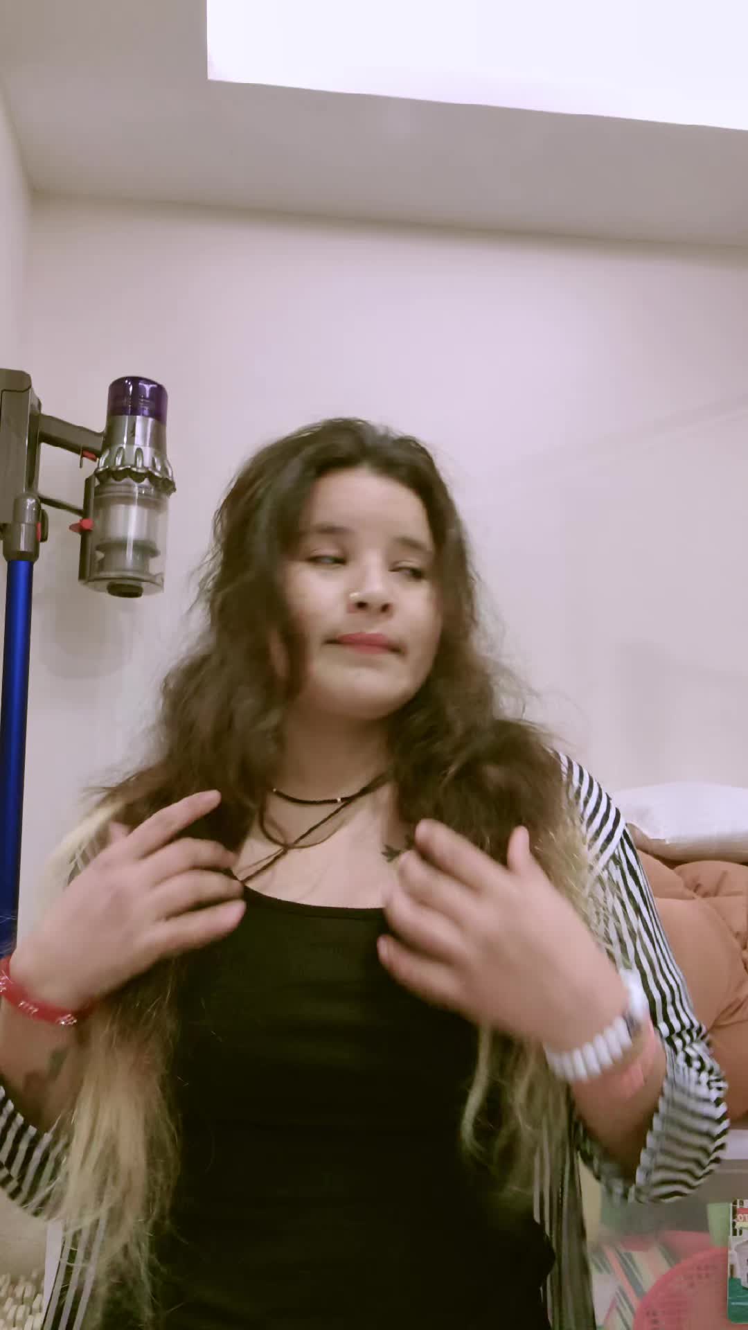 @geetageeta2115