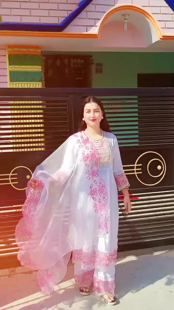 @Shomya_✿🦋