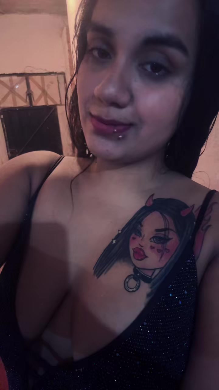 @Lizy Torres🌙🌸🫦🩷🍒