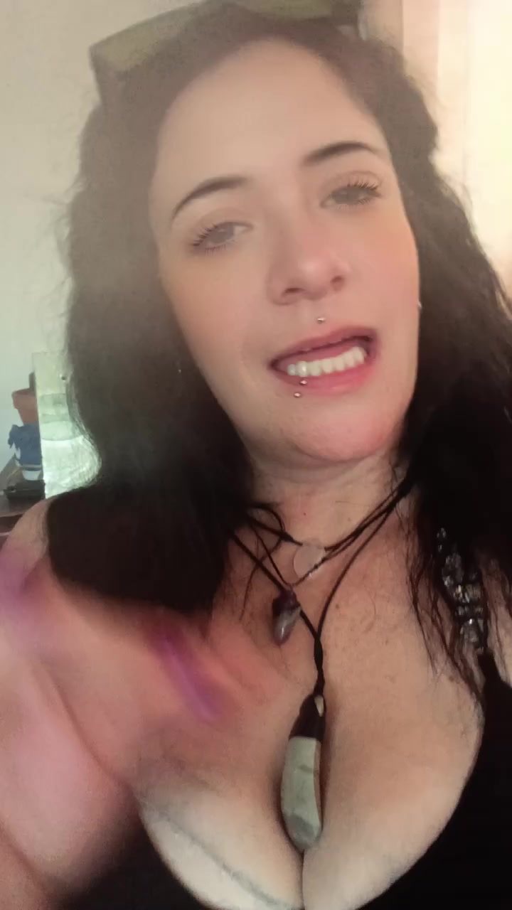@Shannen