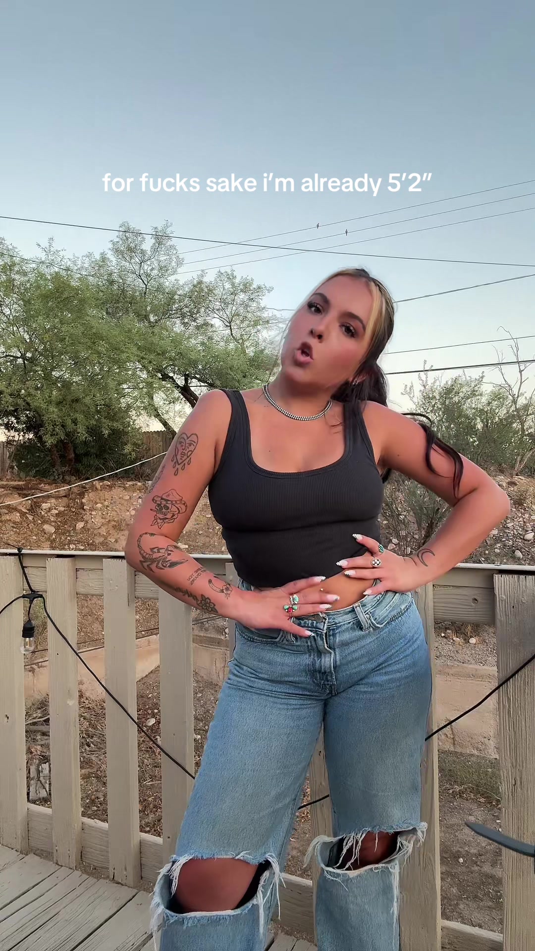 @pikivids_