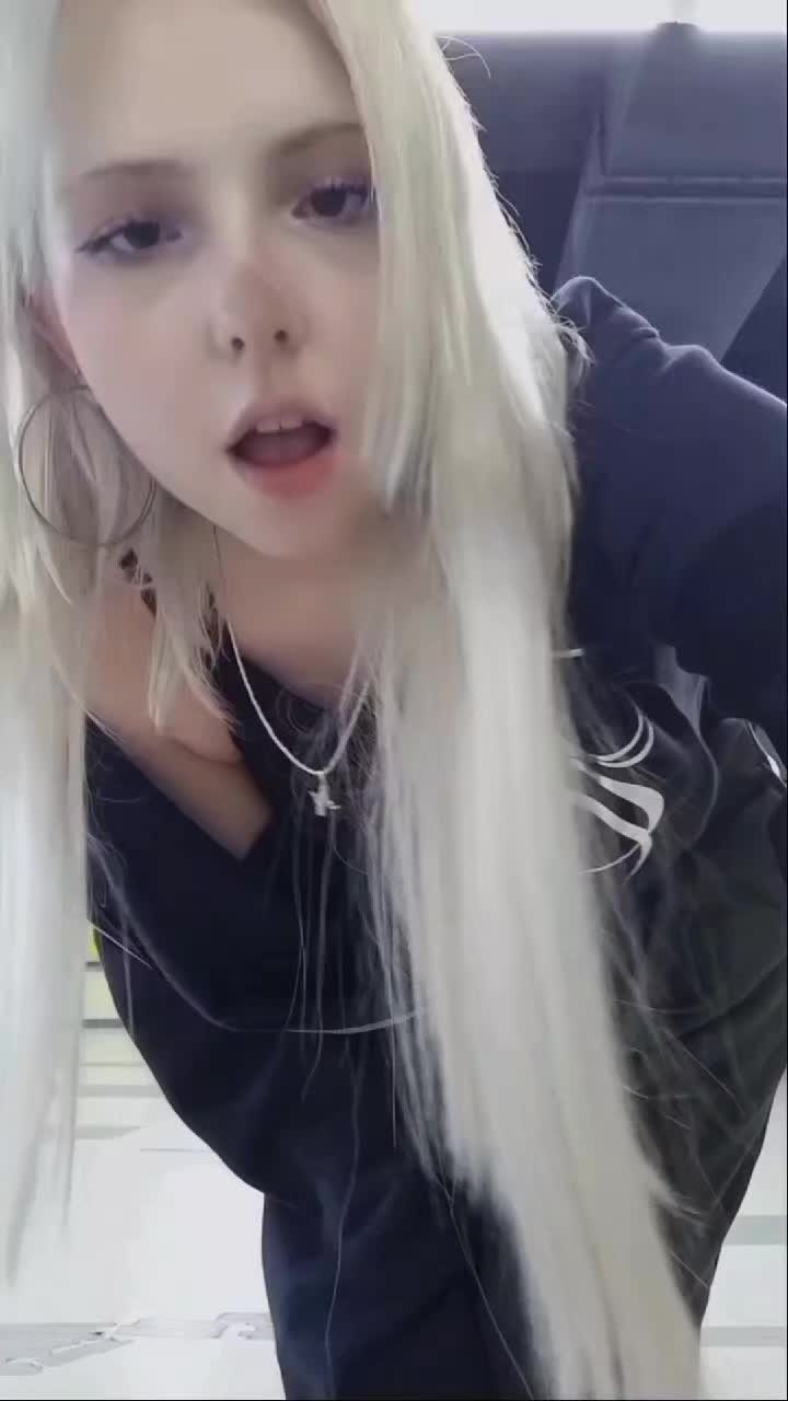 @Reeva