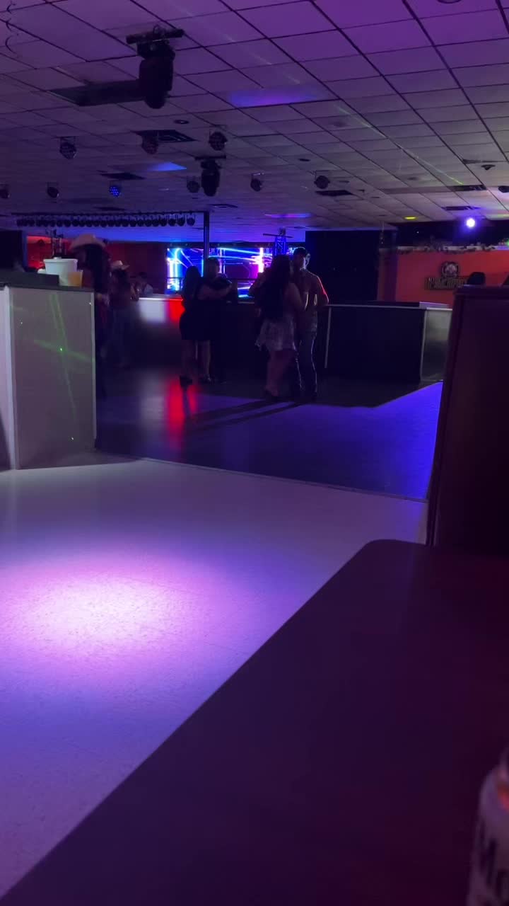@V&iuml;ky c&auml;rd&ouml;na