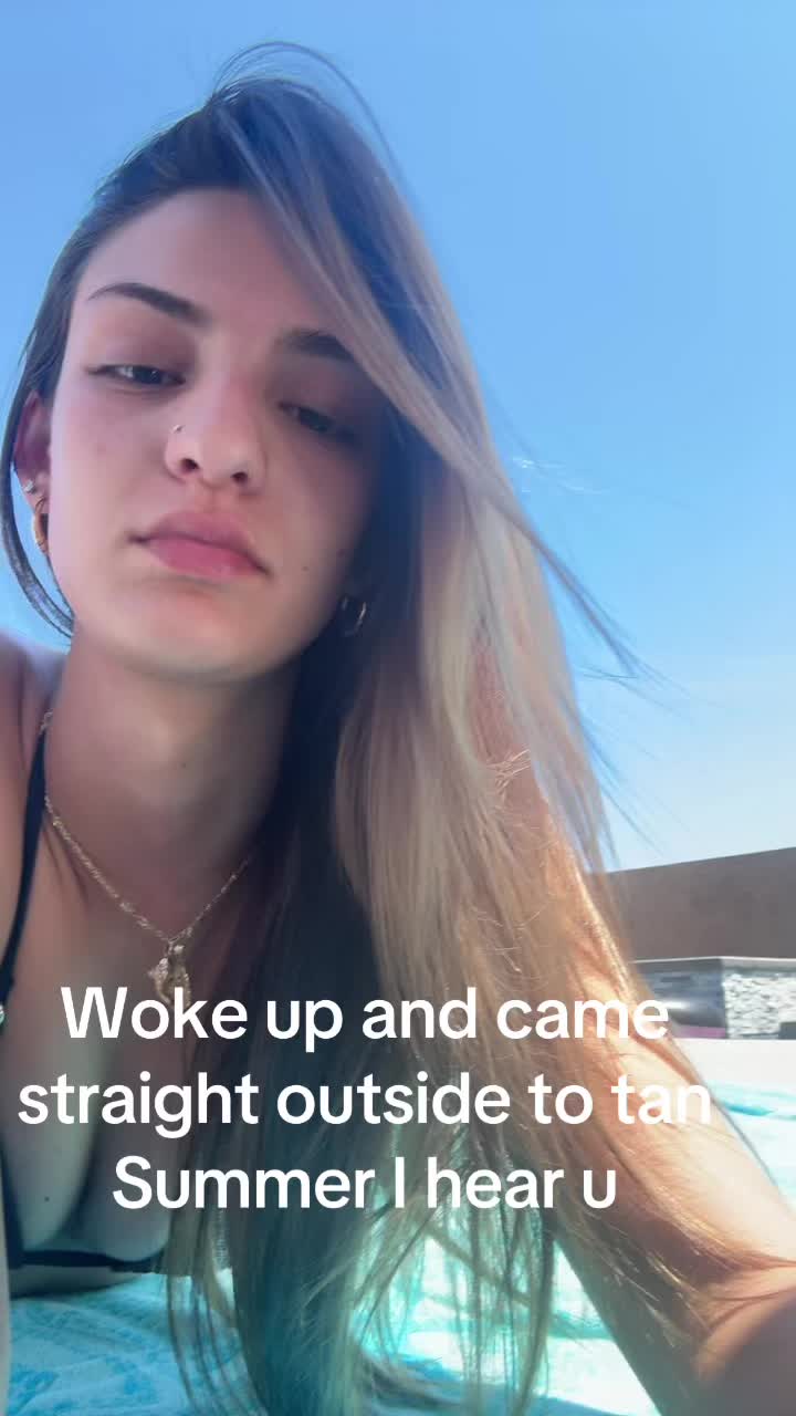 @𖣂