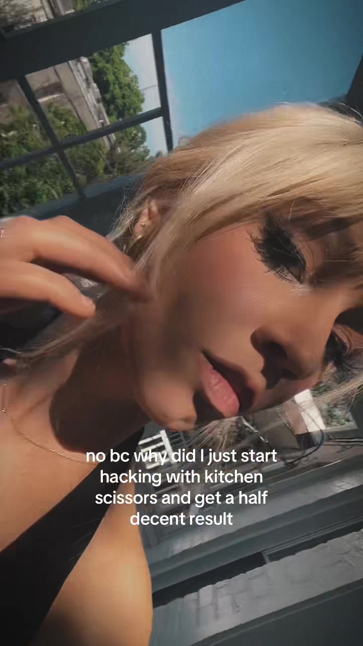 @jeanieefrances