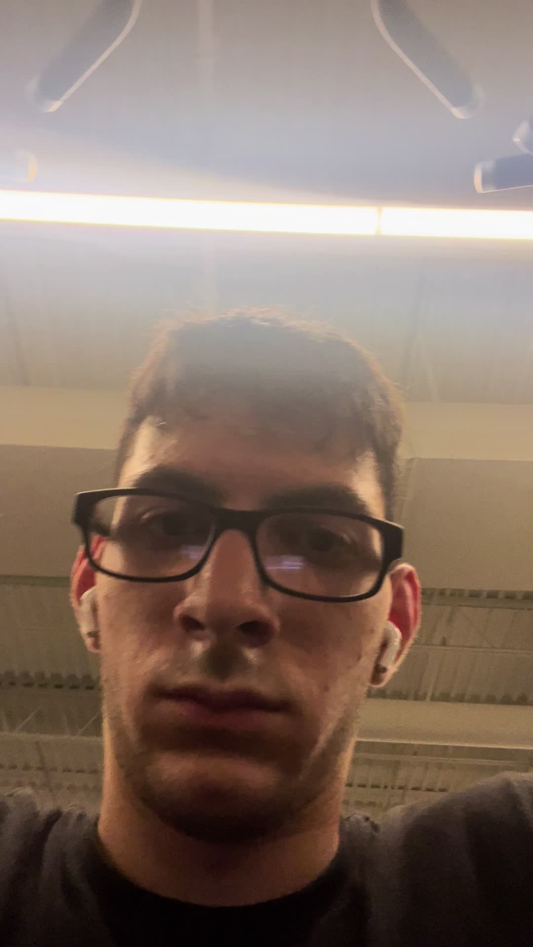 @Sqavm