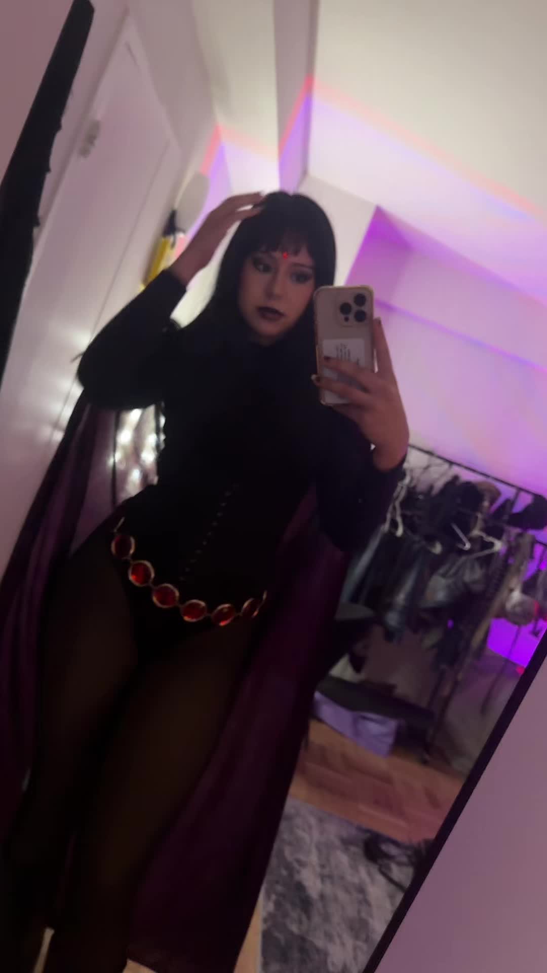 @christi&ntilde;a