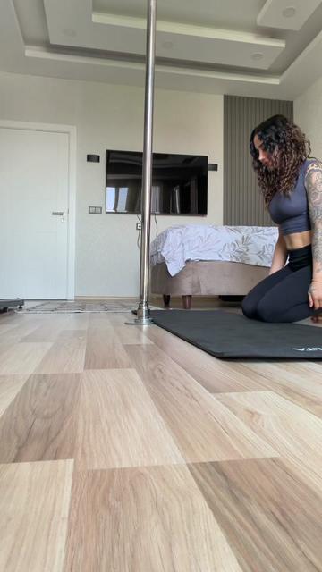 @melekazad