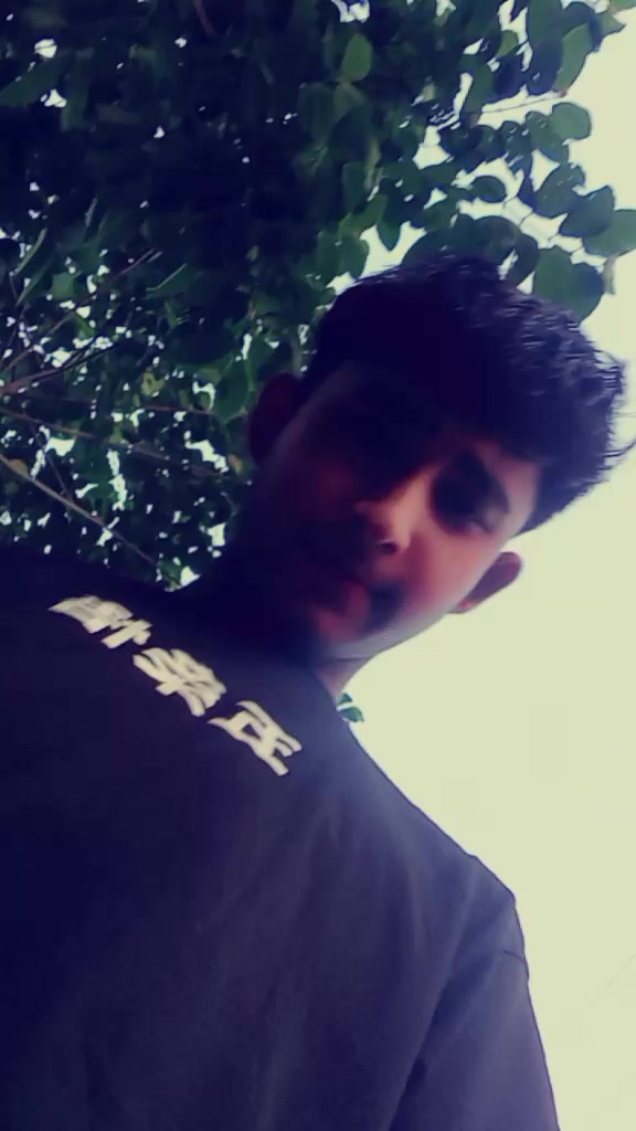 @চিংগাম 🕴️😁