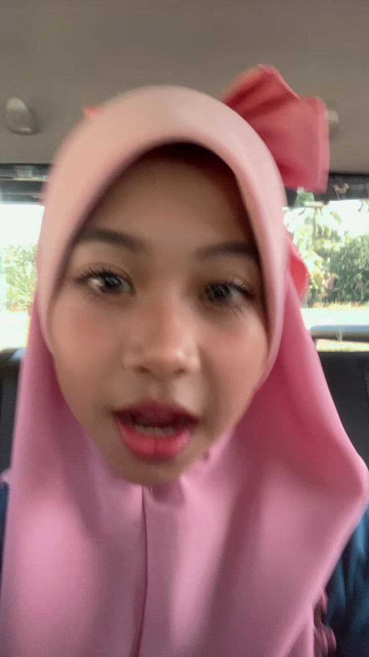 @Eyya000_