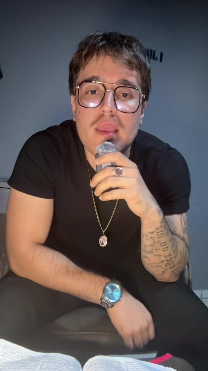 @Esquer