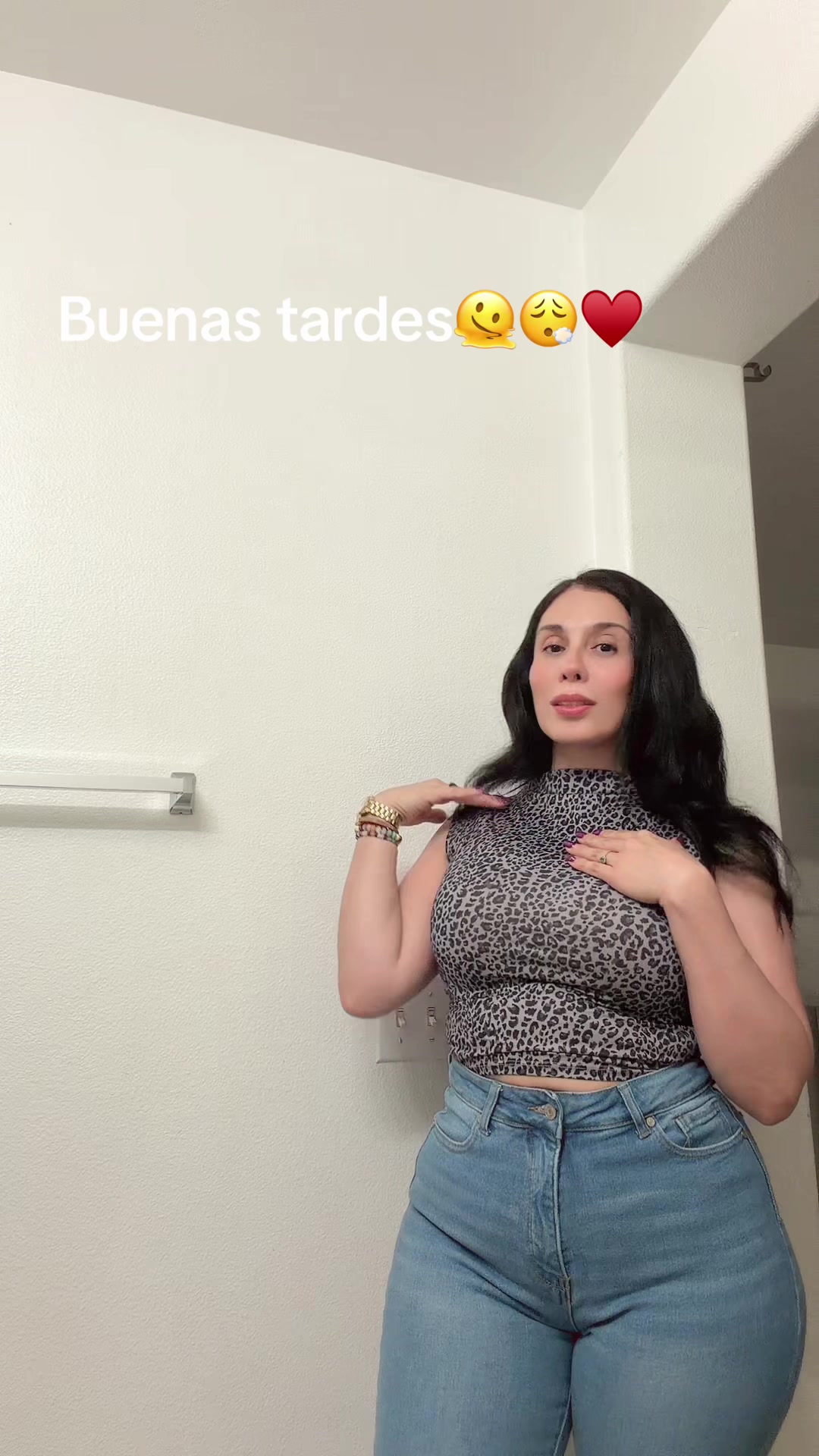 @tinarose477