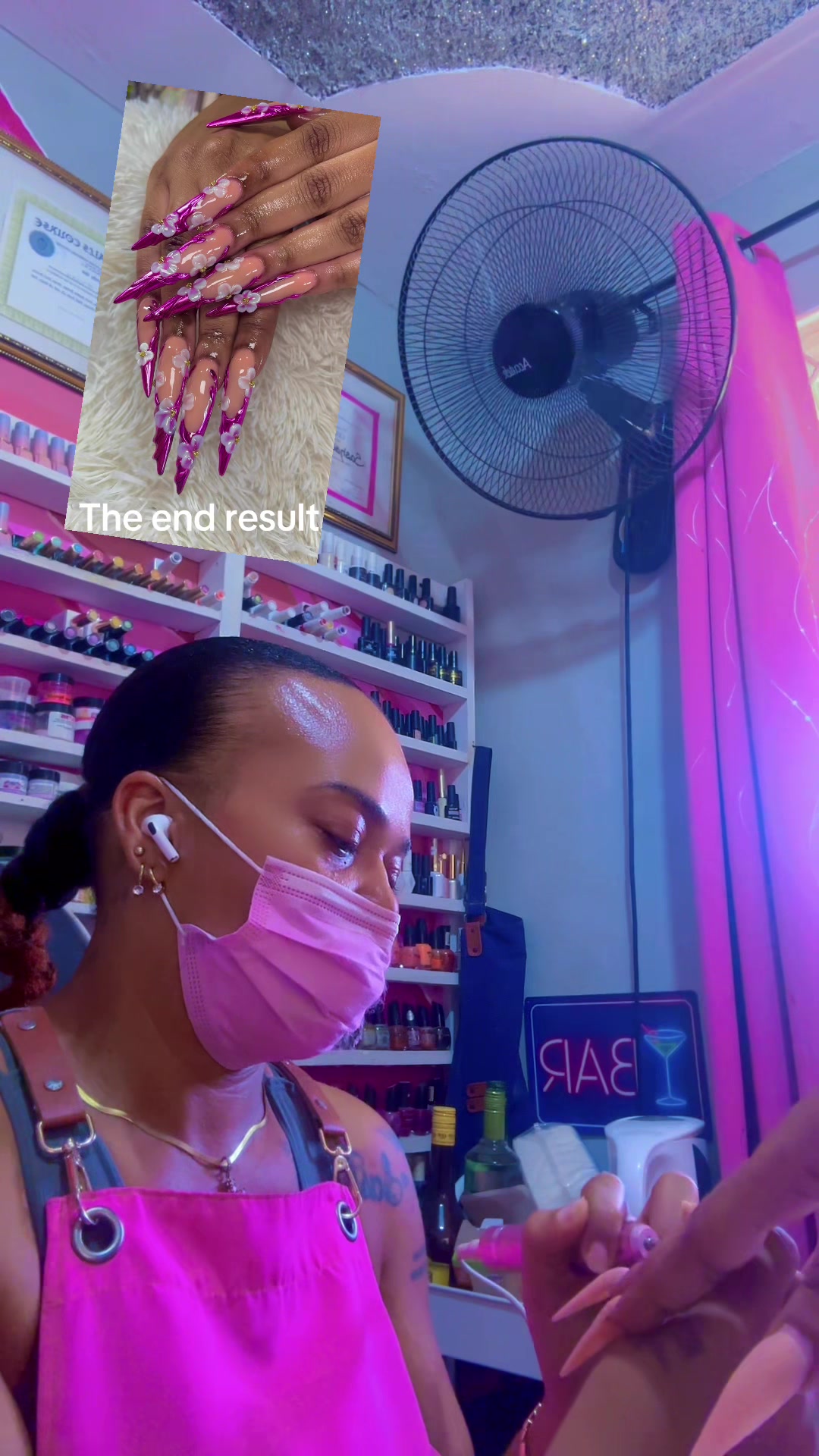 @Nicky the nail artist