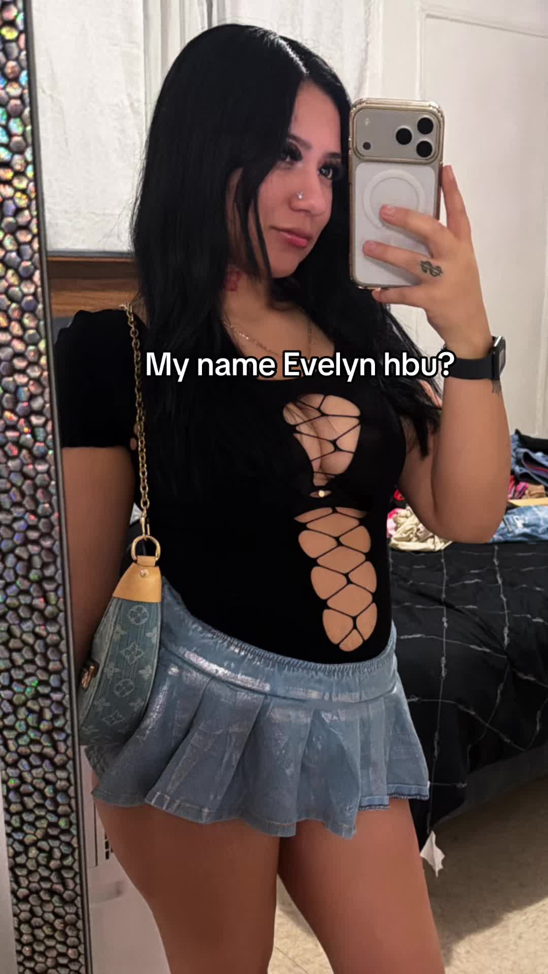 @keepupwithevee