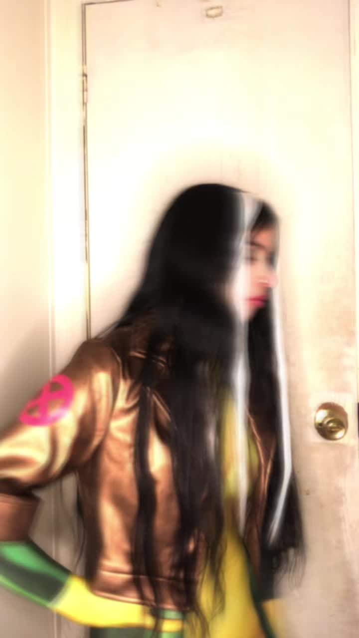 @Luna