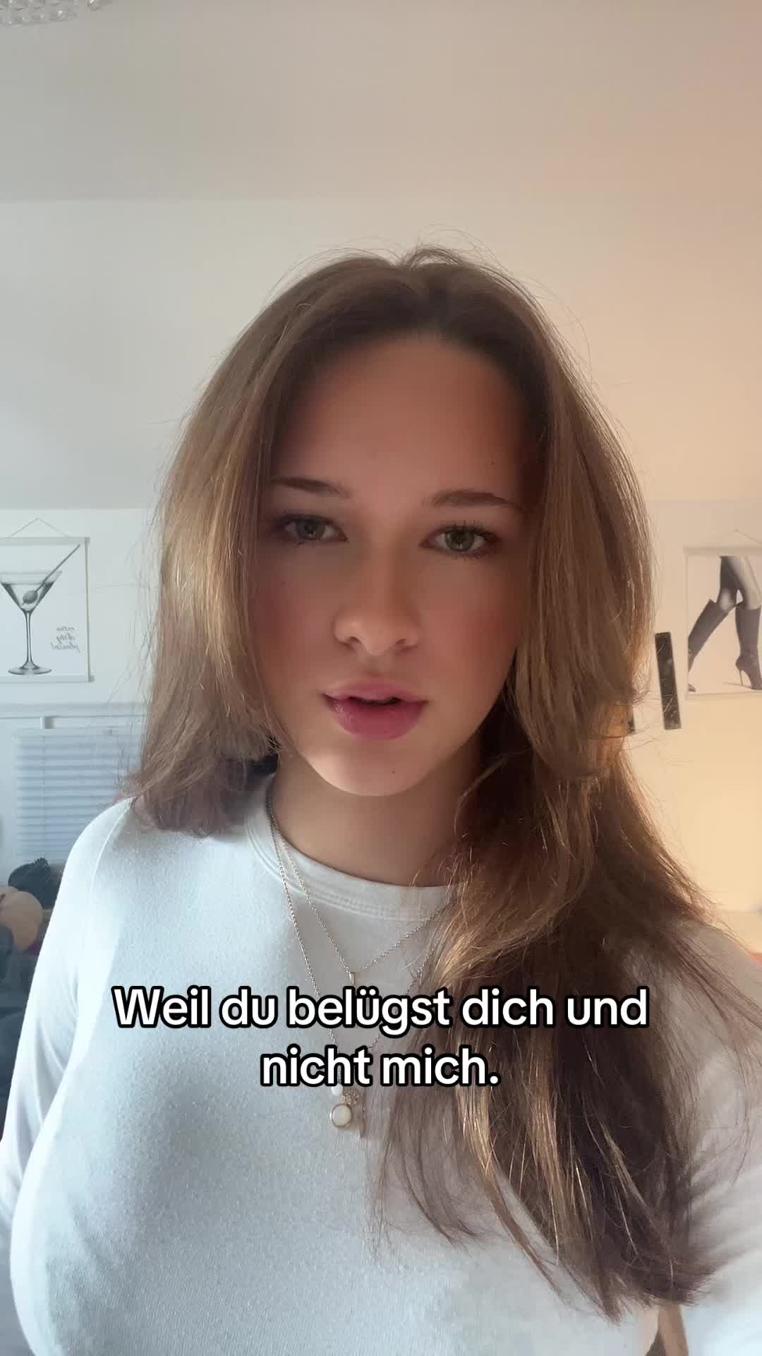 @€lla_🪼
